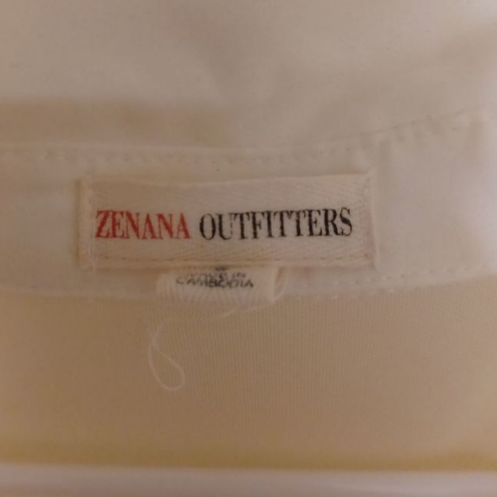 White Zenana Top with V Shaped Top Sheer Back - Picture 3 of 9